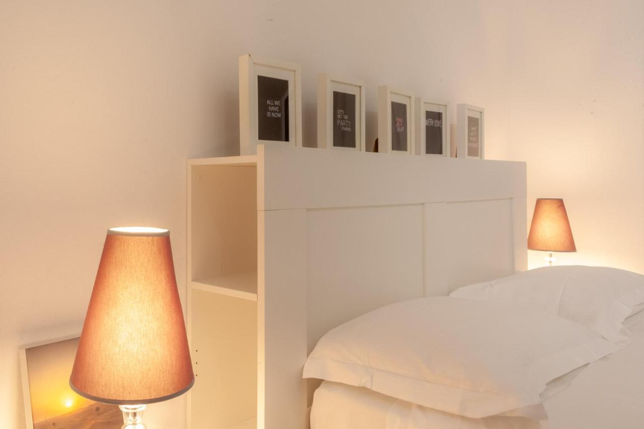 Bnbutler - Vigevano, 13 - A Due Passi Dalla Darsena Apartment มิลาน ภายนอก รูปภาพ